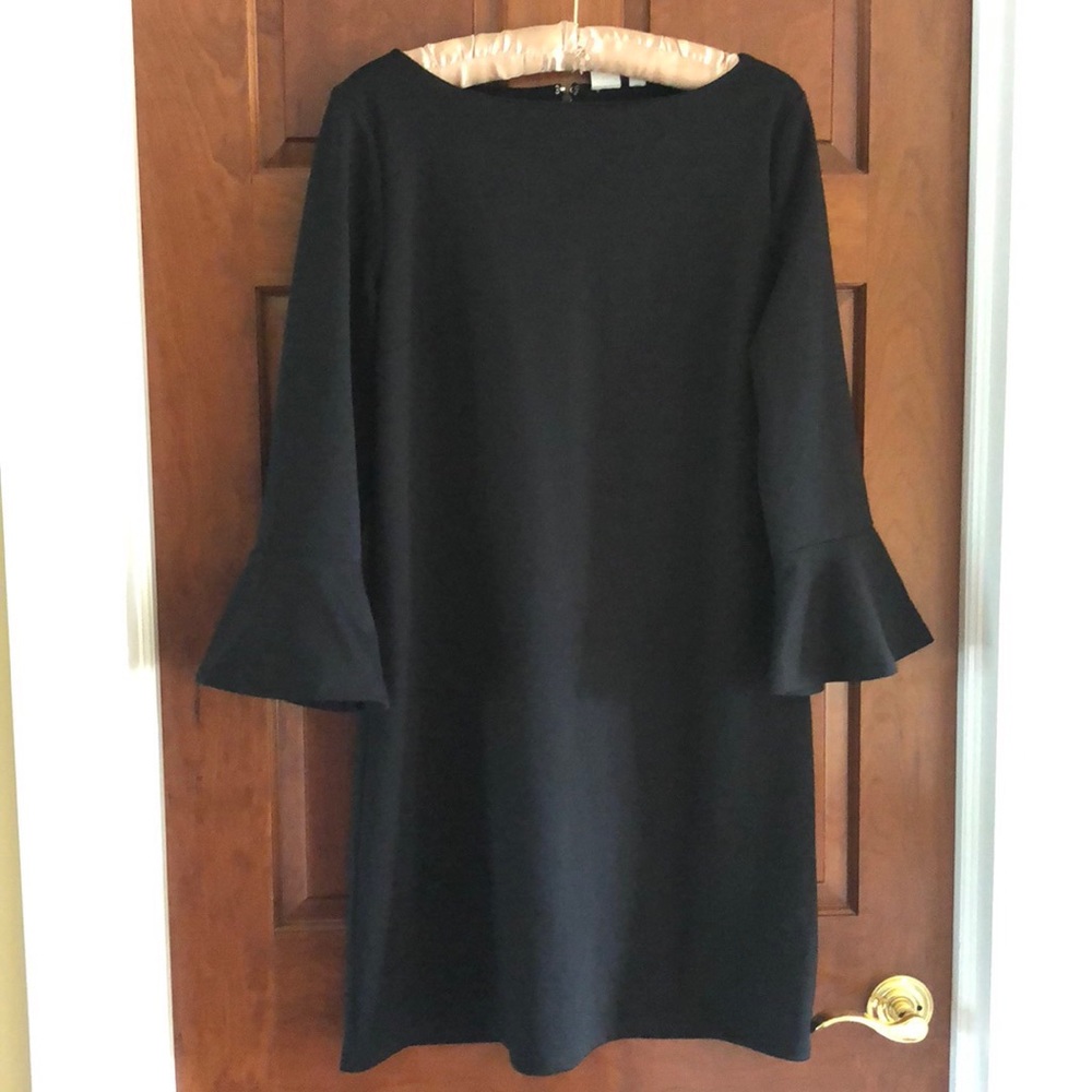 GAP Black Long Sleeve Dress with Timeless Elegance